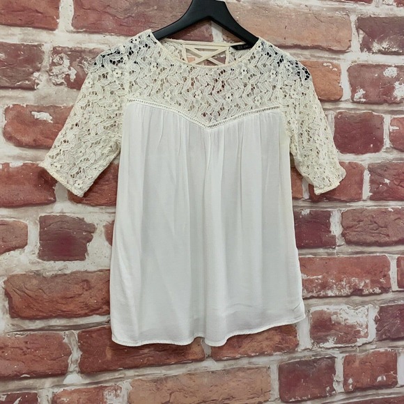 Zara Basic Top Women's XS Cream Floral Embroidered Lace Up Back Pullover Blouse - Picture 2 of 8